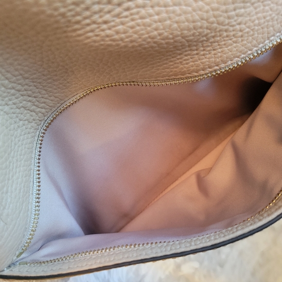 Tory Burch Crossbody Bag - Picture 4 of 8